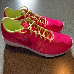 NEW in box Nike Flex Fury Running Shoes